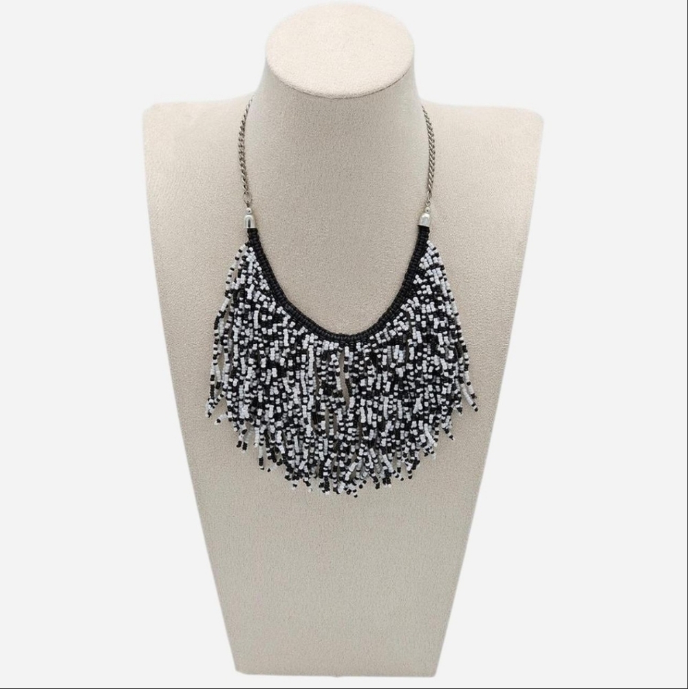 CHARMING CHARLIE‎ Black and White Seed Bead Necklace